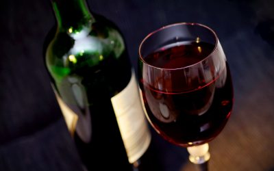 Consumir una copa de vi ajuda a mantenir-se en forma