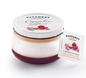 Pastoret, Caprichos de Yogur de Frambuesa & Lichi con pétalos de rosa