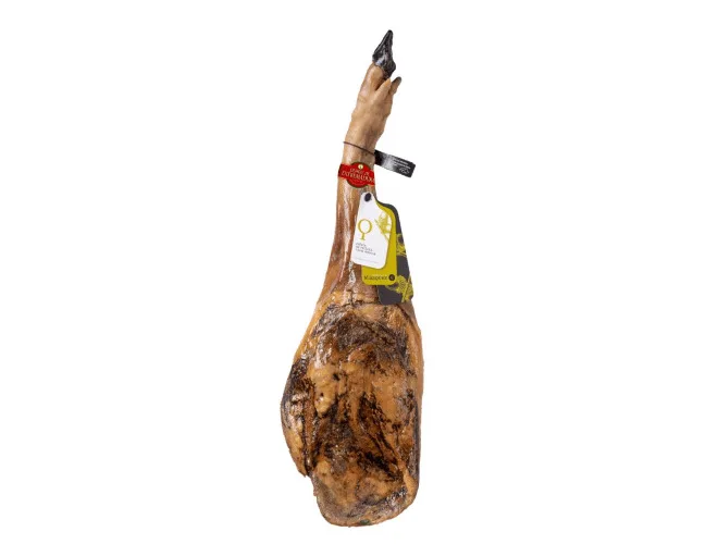 Secreto ibérico con salsa de ciruelas y patatas